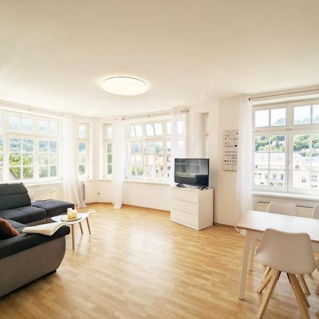 Hw3 - Urlaubsmagie - Helle, Grosse Wohnung Mit Pool Sebnitz Esterno foto
