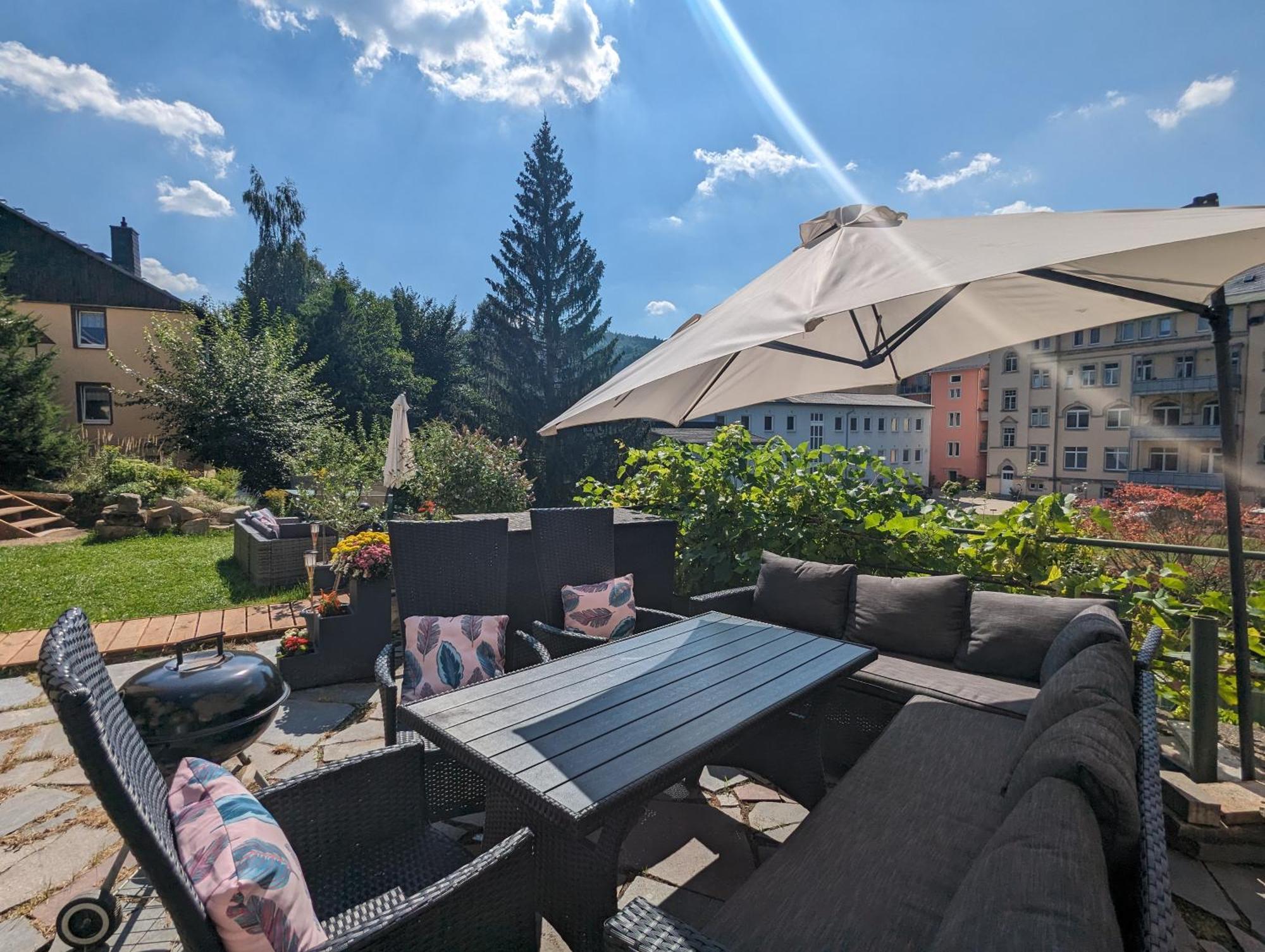 Hw3 - Urlaubsmagie - Helle, Grosse Wohnung Mit Pool Sebnitz Esterno foto