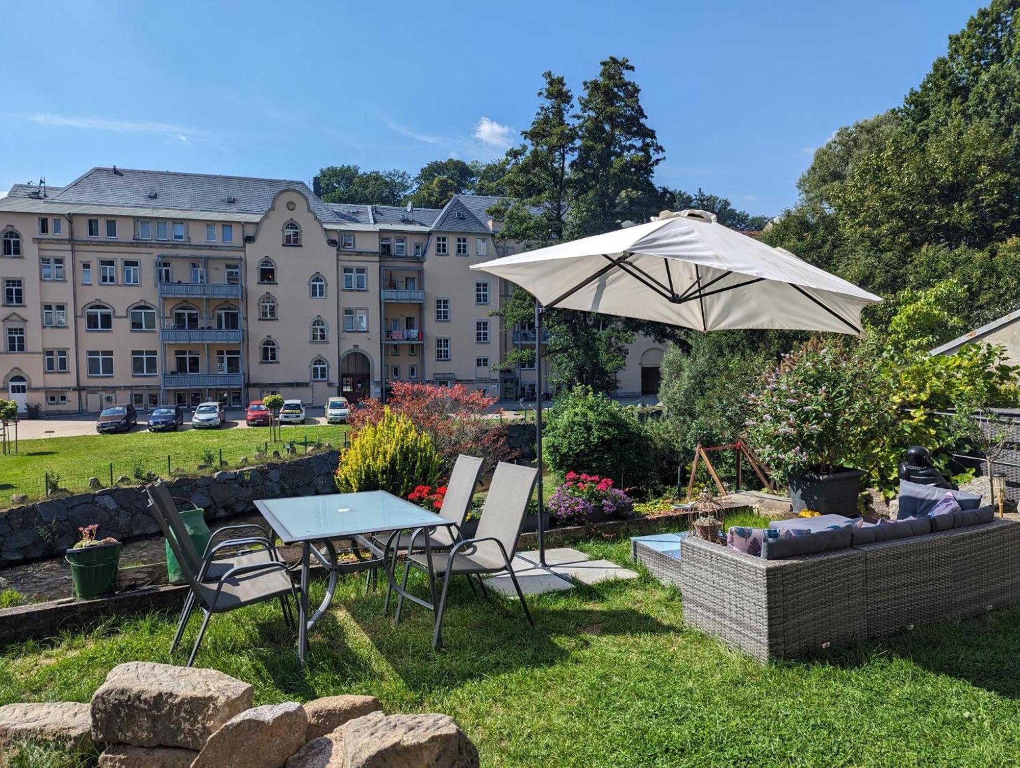 Hw3 - Urlaubsmagie - Helle, Grosse Wohnung Mit Pool Sebnitz Esterno foto