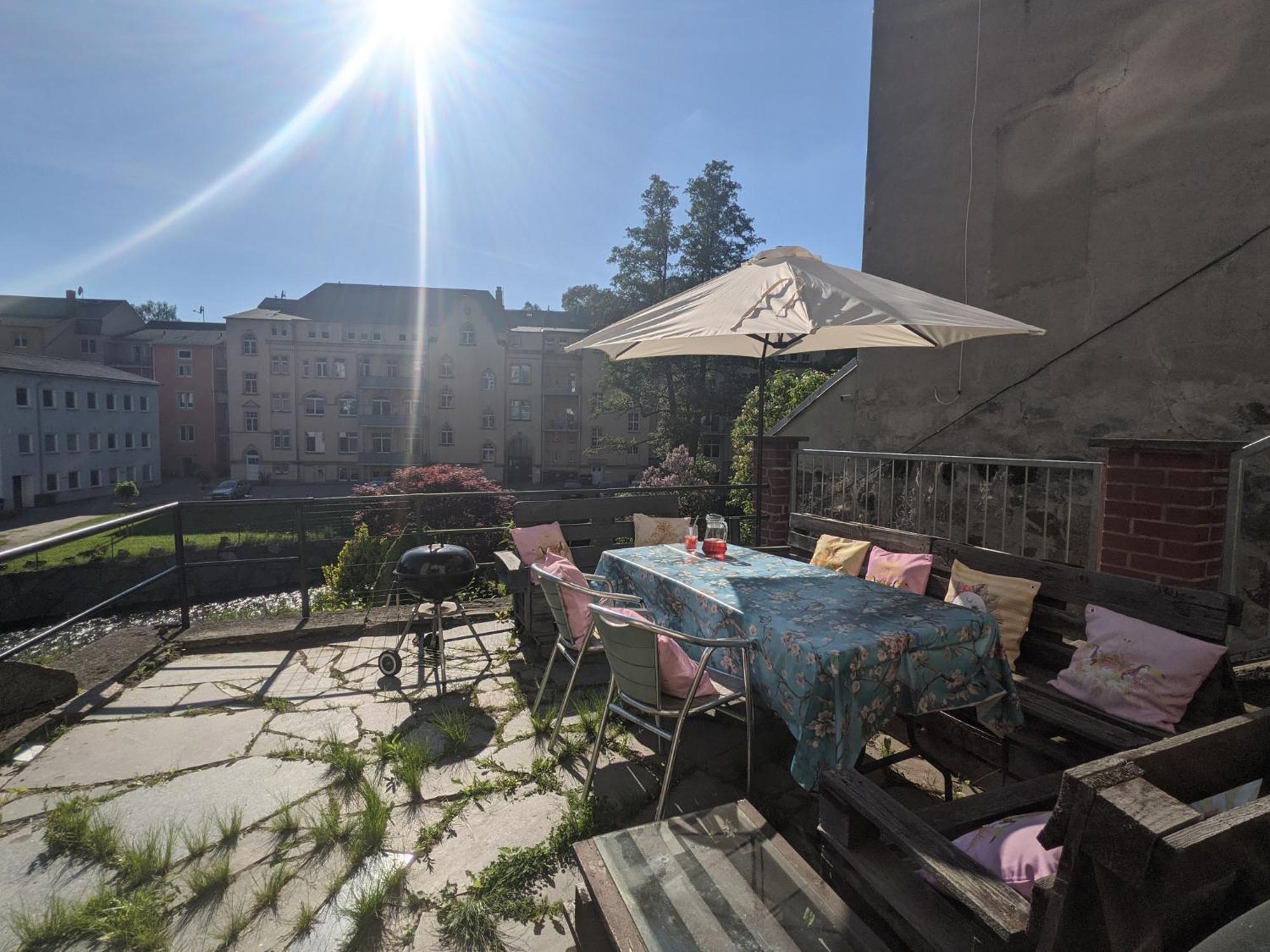 Hw3 - Urlaubsmagie - Helle, Grosse Wohnung Mit Pool Sebnitz Esterno foto