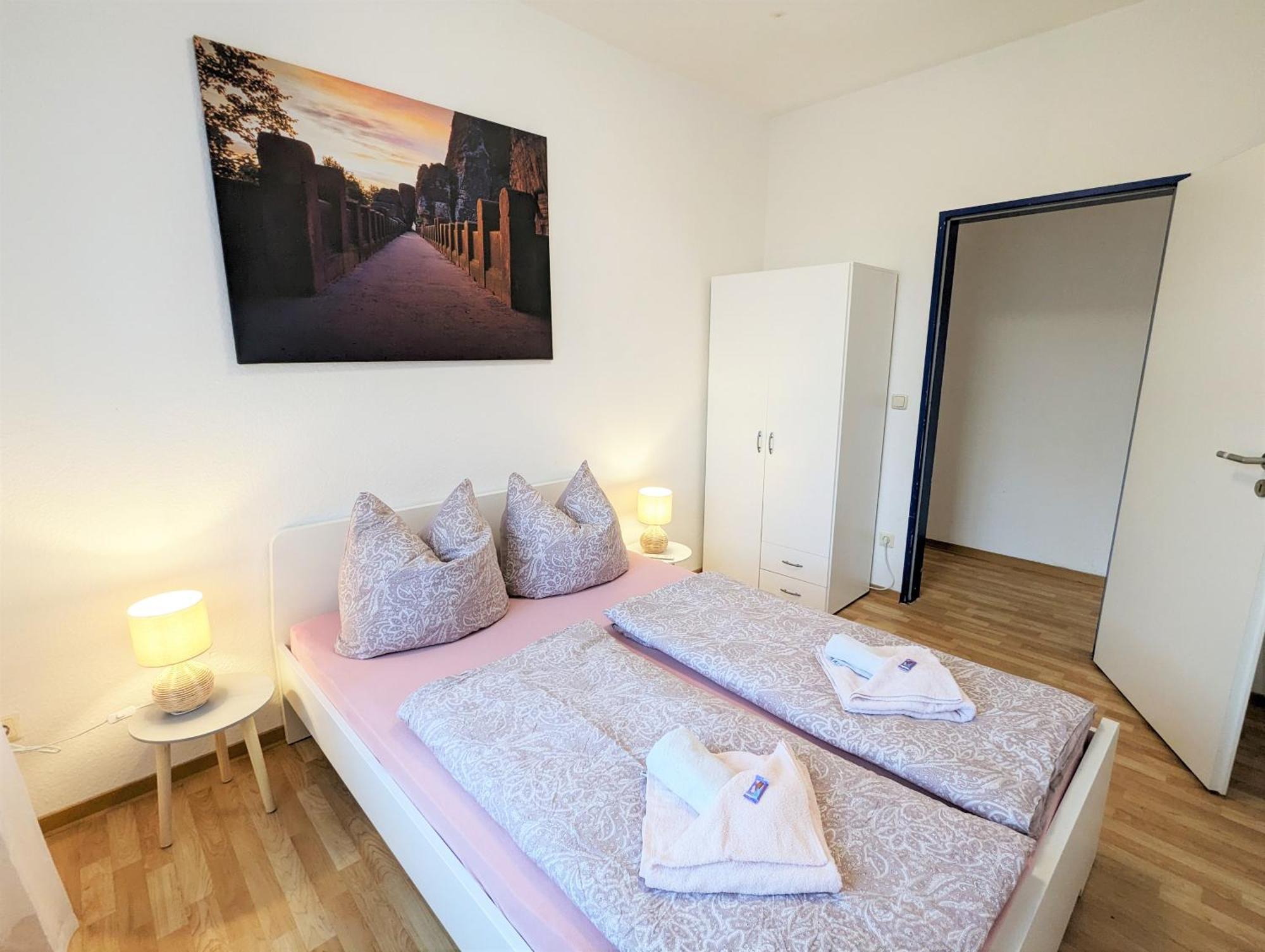 Hw3 - Urlaubsmagie - Helle, Grosse Wohnung Mit Pool Sebnitz Esterno foto