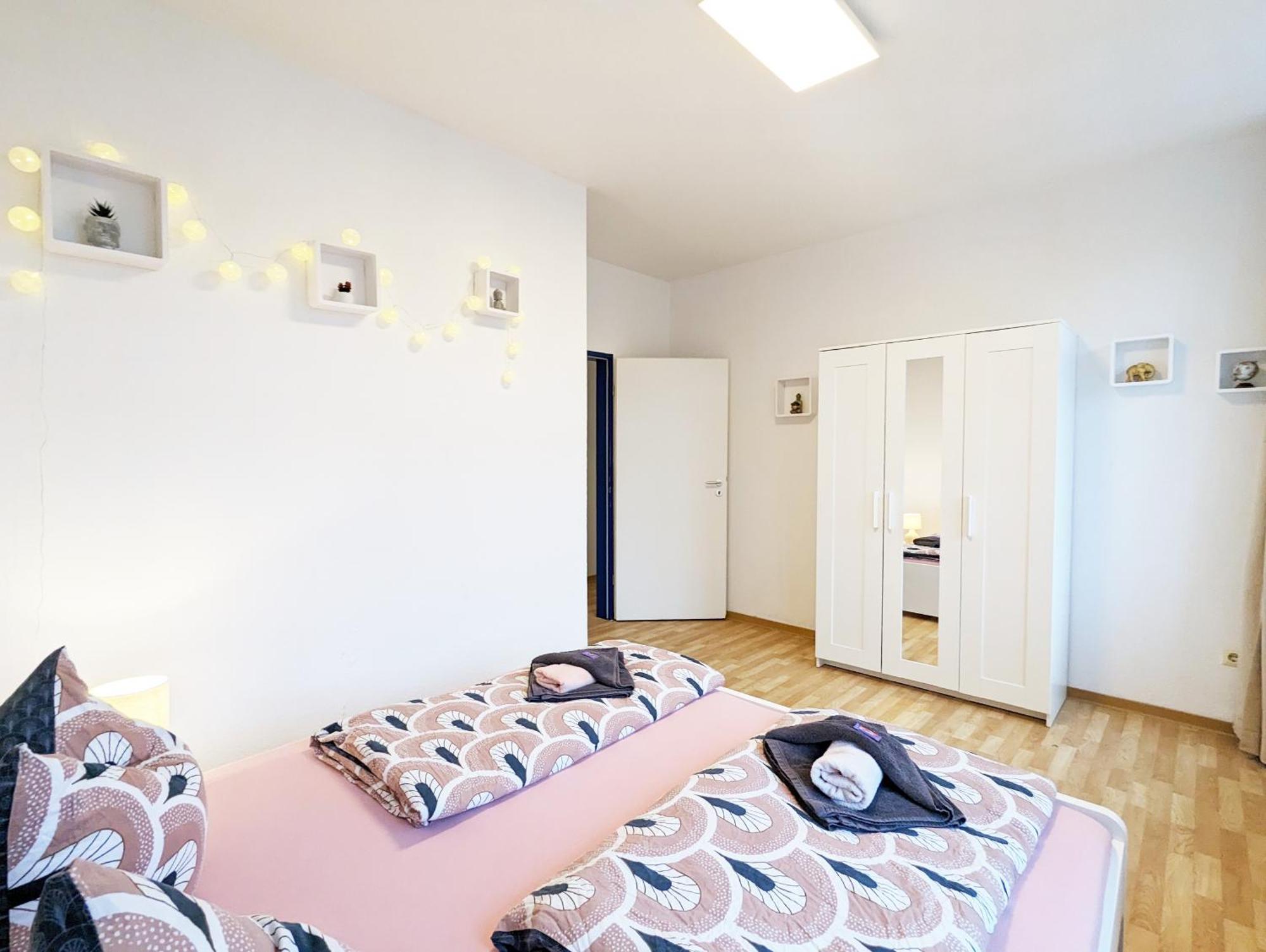 Hw3 - Urlaubsmagie - Helle, Grosse Wohnung Mit Pool Sebnitz Esterno foto
