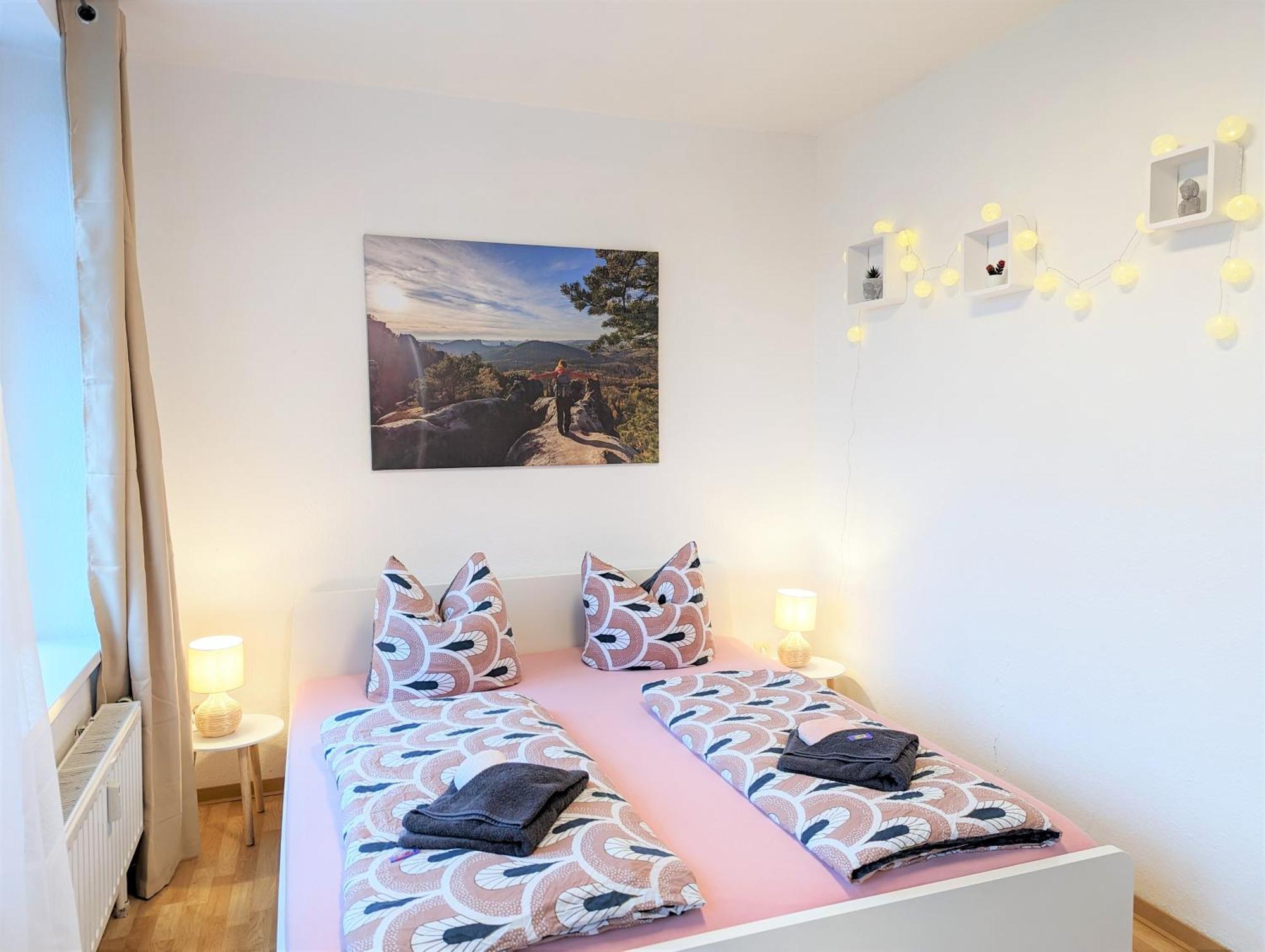 Hw3 - Urlaubsmagie - Helle, Grosse Wohnung Mit Pool Sebnitz Esterno foto